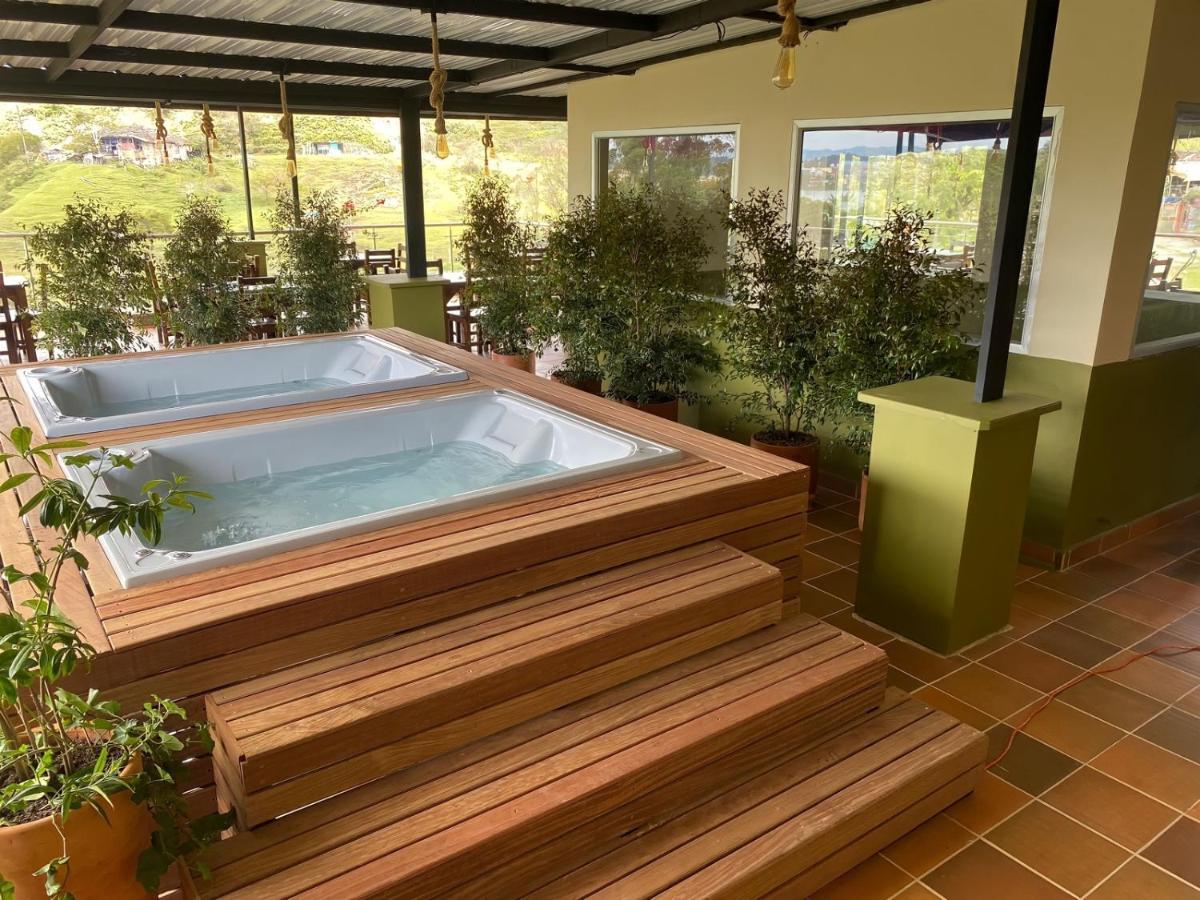 Hotel Bambu Guatapé Eksteriør billede