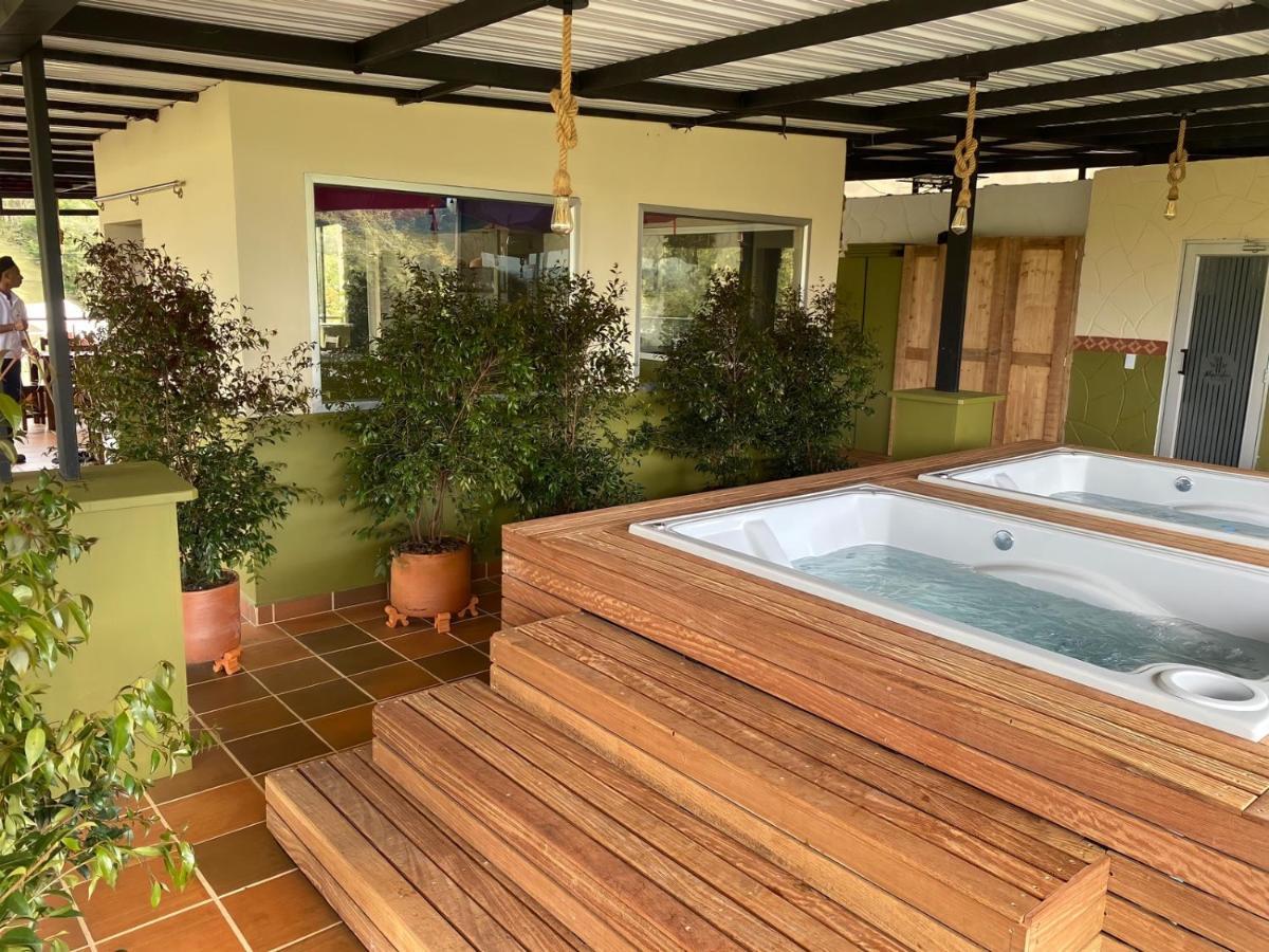 Hotel Bambu Guatapé Eksteriør billede